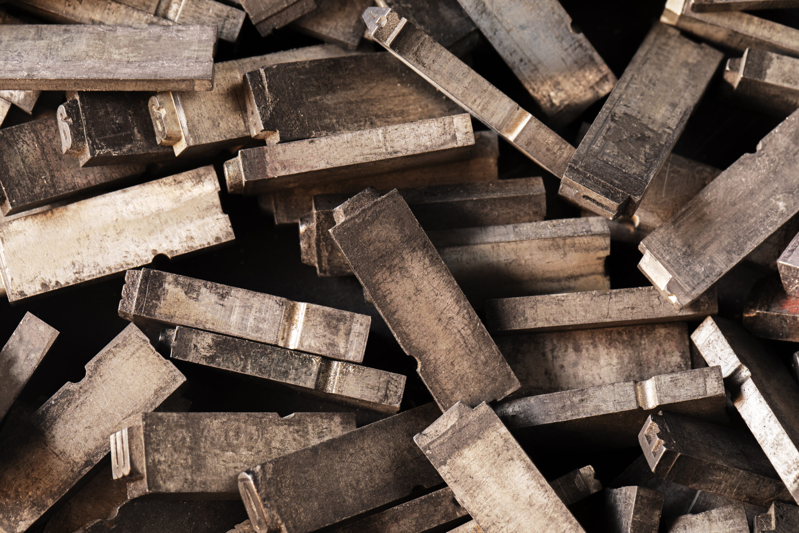 texture metallic typesetting letters (1)